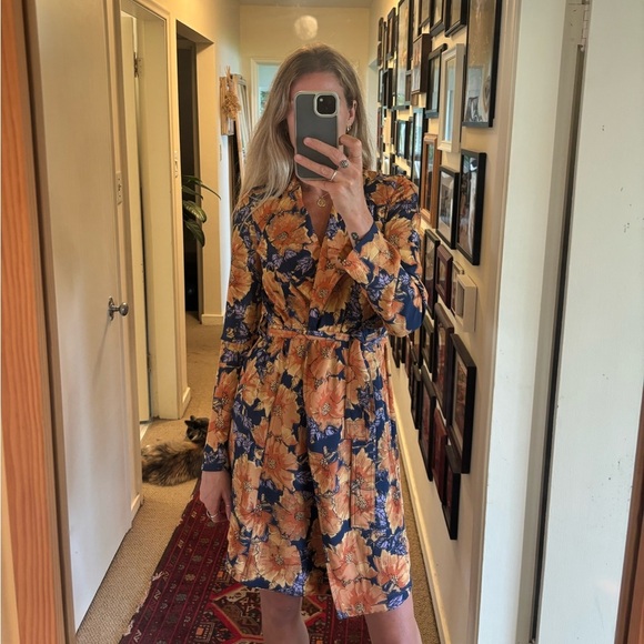 Babaton Aritzia Blue Orange Quincy Floral Trench Cardigan Jacket Wrap Dress Fall - Picture 4 of 17